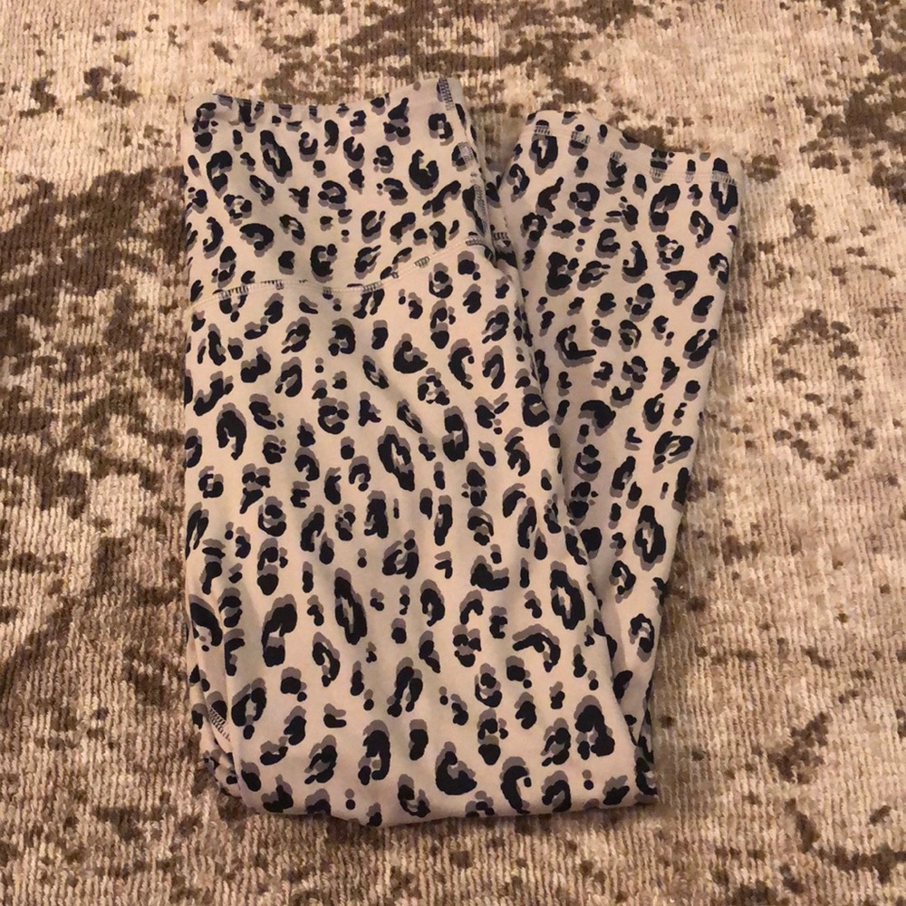 Old Navy Elevate Leggings